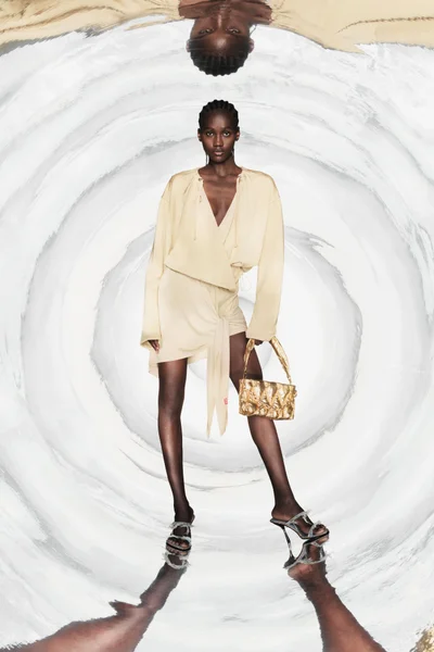Look 26
